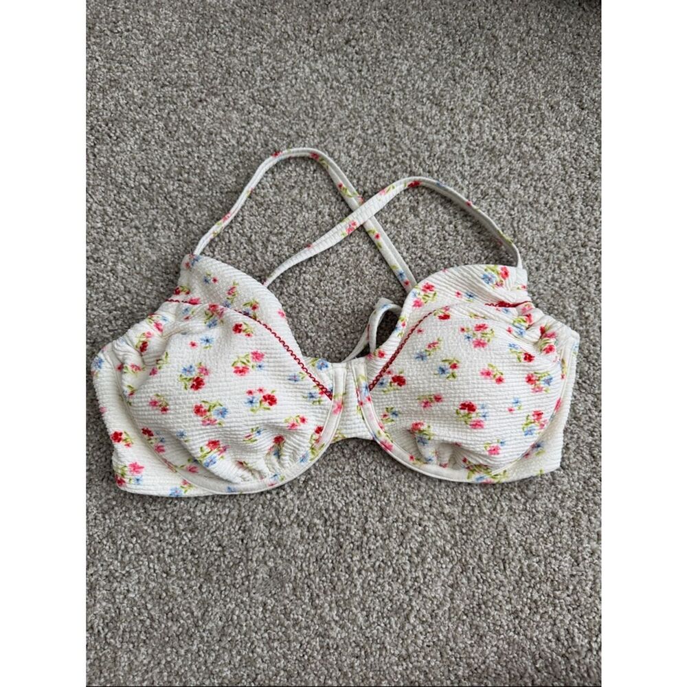 Wild Fable White Floral Underwire Bikini Top NEW NO TAGS SIZE 8-10 D
